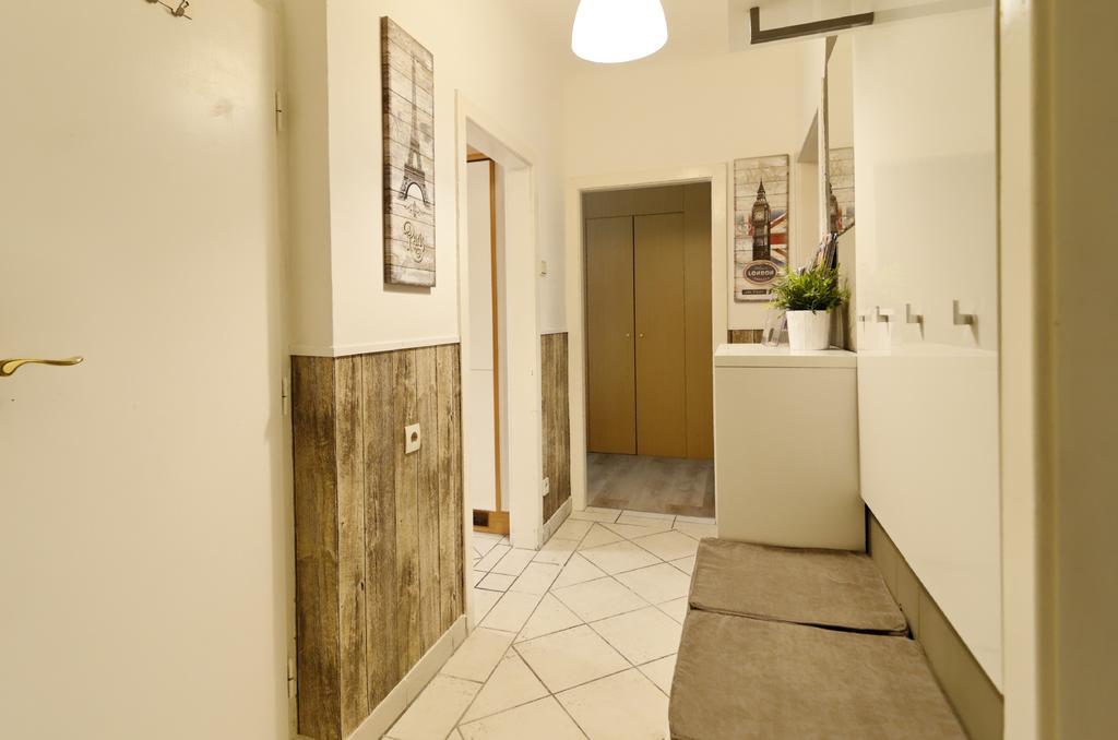 Manu Apartment Hennersdorf Buitenkant foto